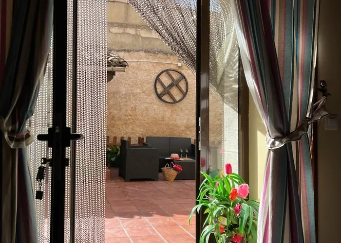 La De Izan Gumiel de Izan