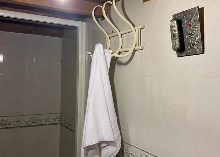 La De Izan Gumiel de Izan